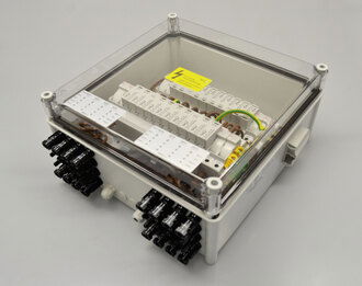 TARU GAK 1INFHx8 8MPPT 8ÜS MC4, IP65, Typ I+II